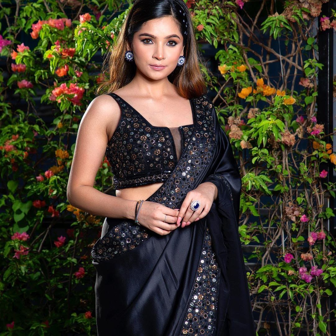 Beautiful Black Sequins Saree for Women -FOF001BSS