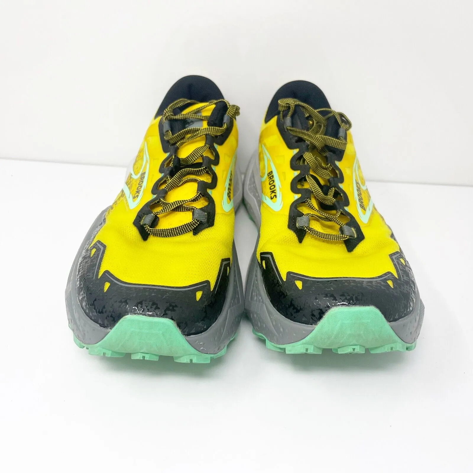 Brooks Mens Caldera 7 1104151D741 Yellow Running Shoes Sneakers Size 11 D