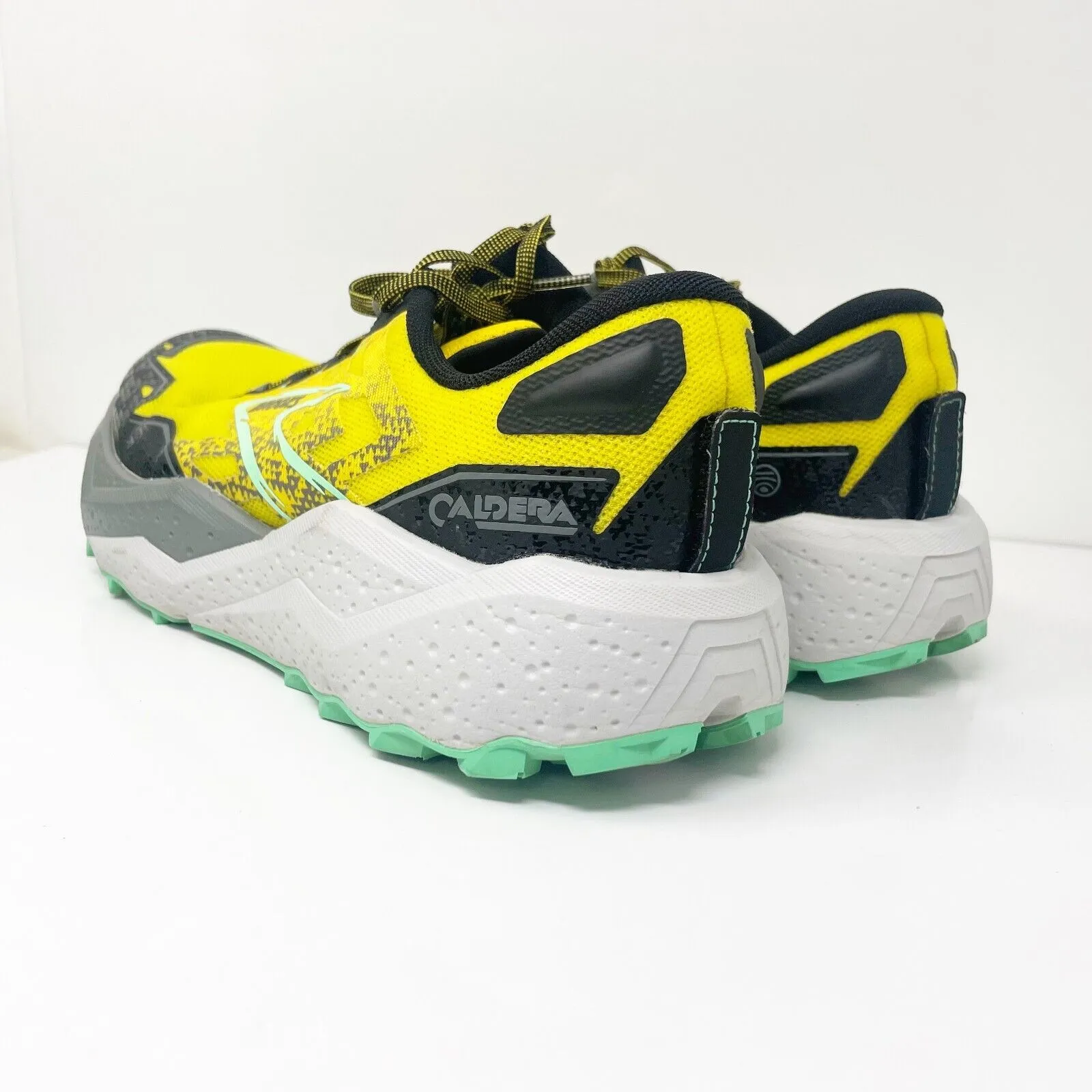 Brooks Mens Caldera 7 1104151D741 Yellow Running Shoes Sneakers Size 11 D