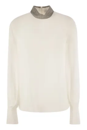 BRUNELLO CUCINELLI Elegant Silk Crepe Blouse with Luminescent Neck Jewel