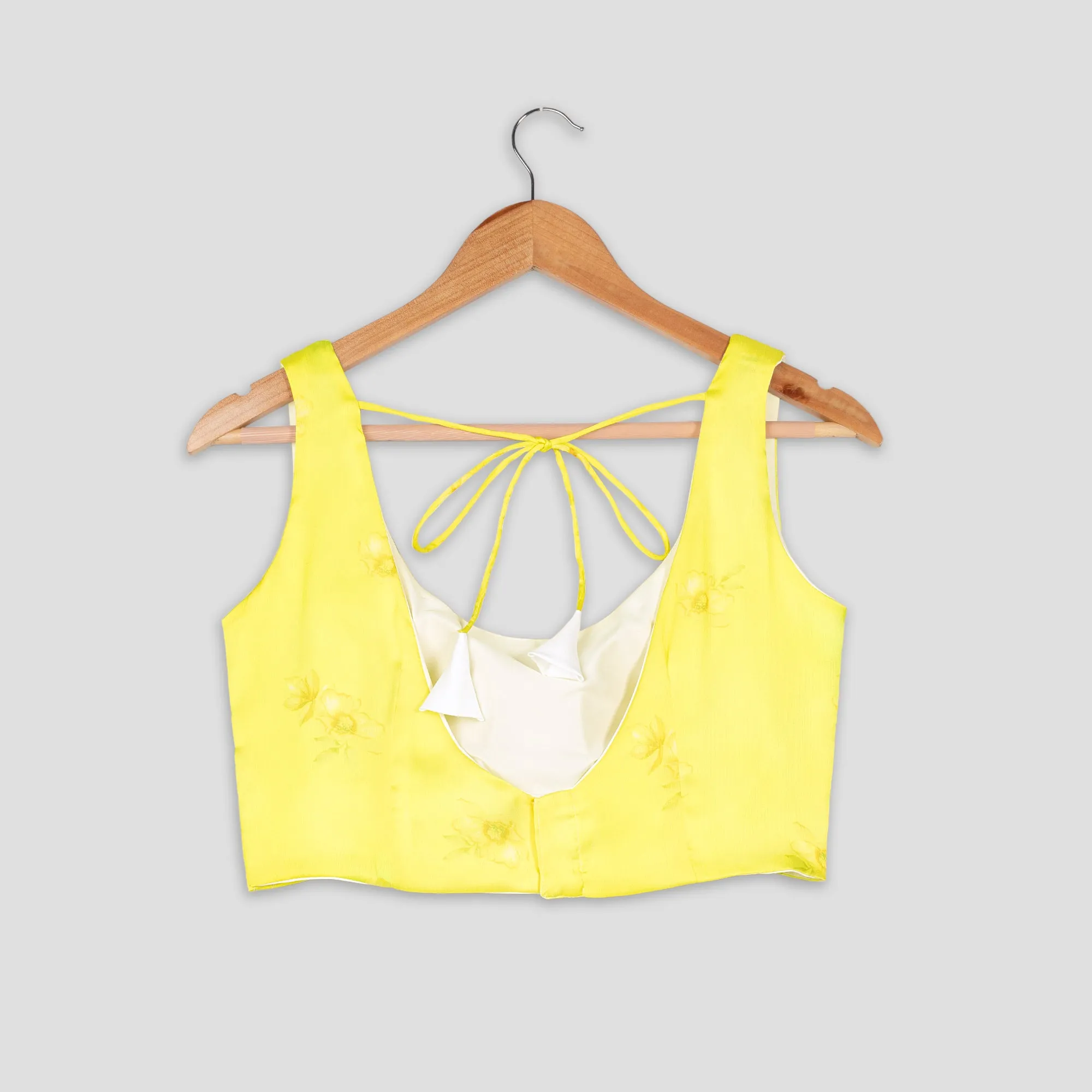 Classic Yellow Round Neck Sleeveless Blouse