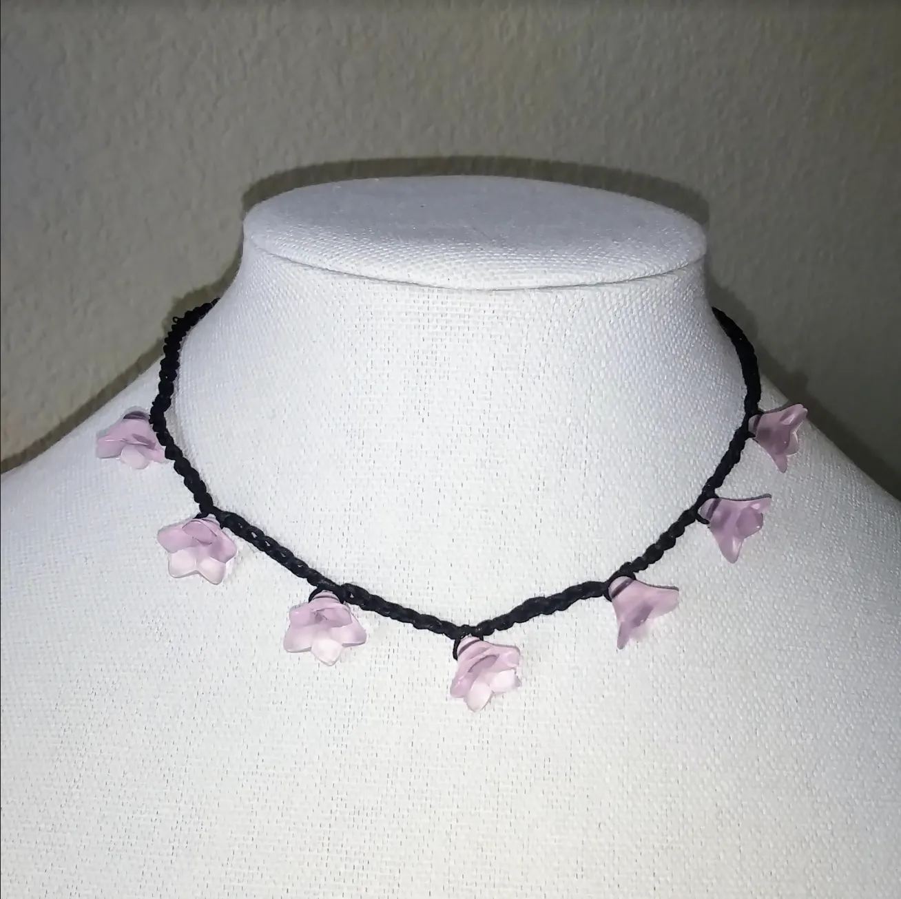 Creations by Jennie J Malloy - Pink Glass Flower Bead Choker