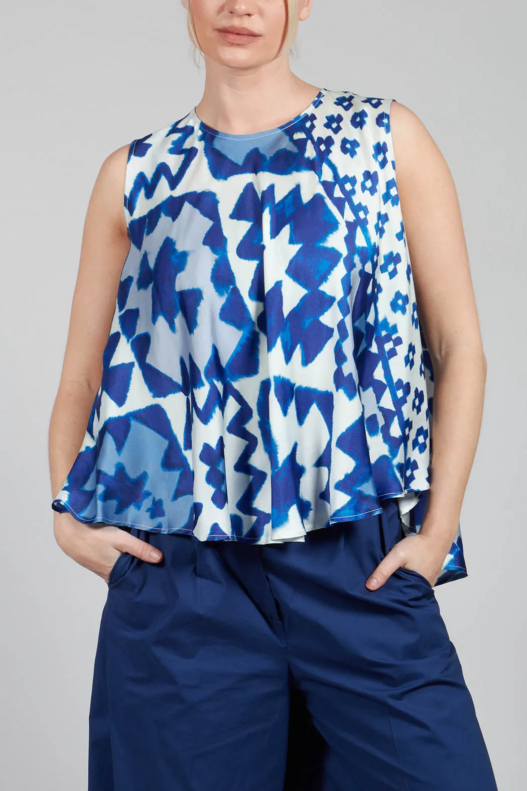 Pleated Sleeveless Blouse in Maya Print