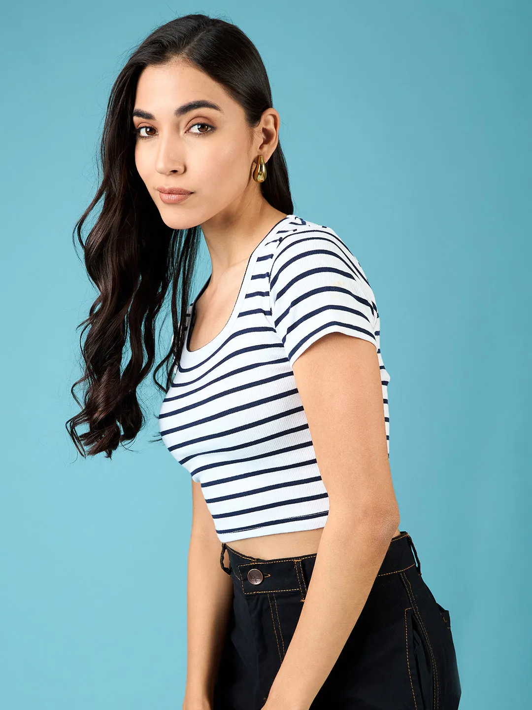 Stretchable Ribbed Half Sleeve Crop Top