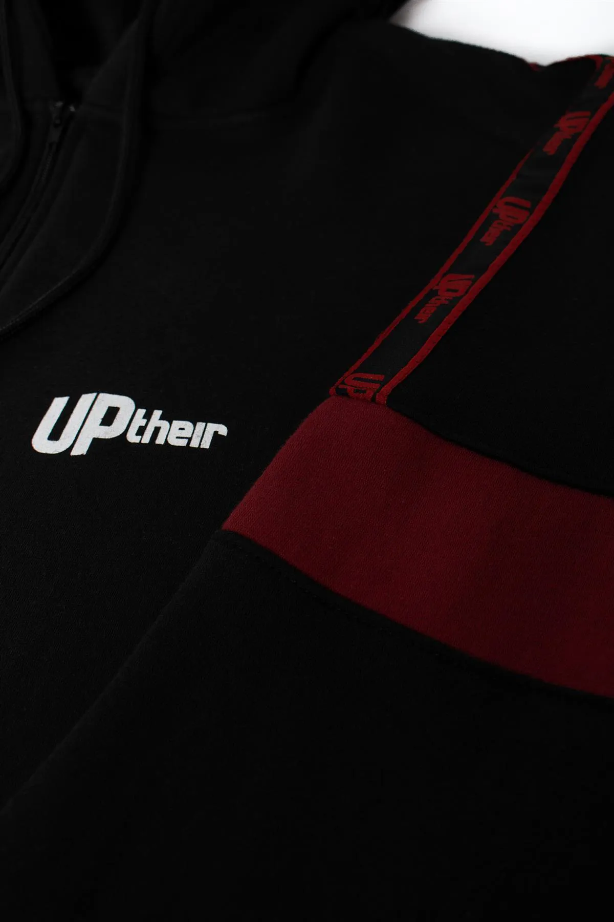 Uptheir Chill Hoody - Black Burgundy