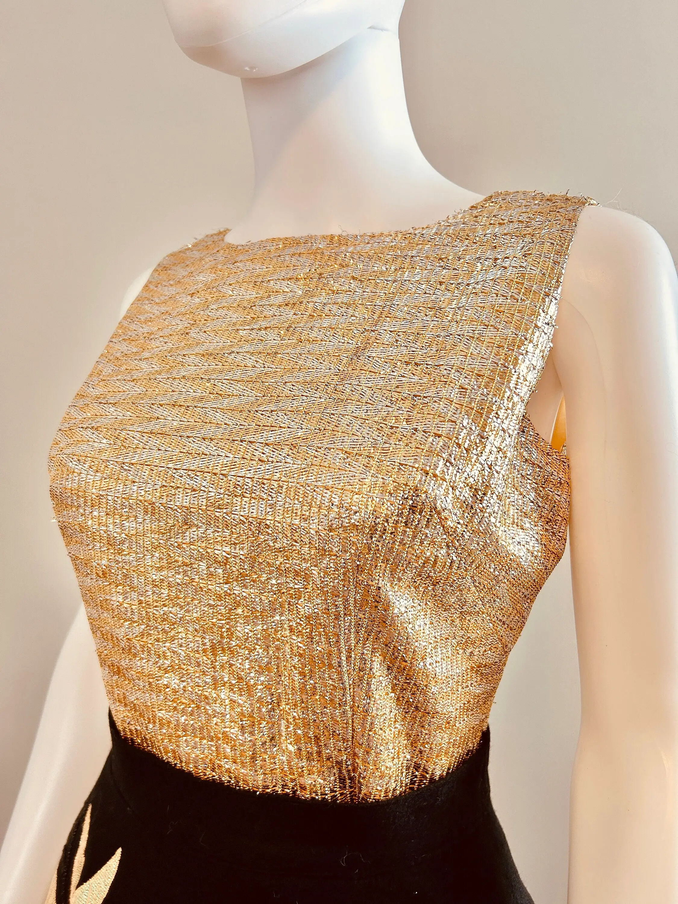 Vintage 1960s Gold Lame Sleeveless Top / 60sRetro