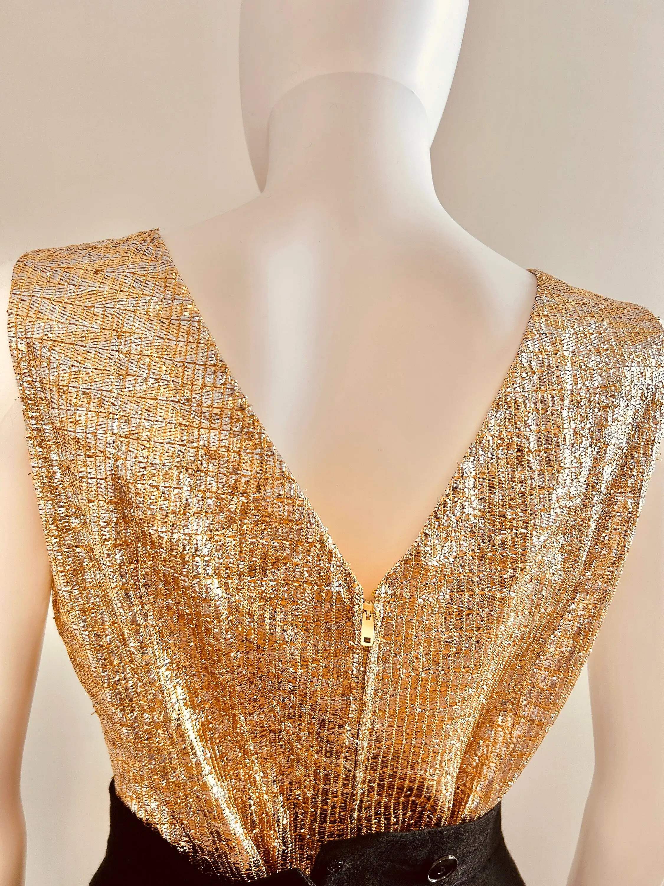 Vintage 1960s Gold Lame Sleeveless Top / 60sRetro